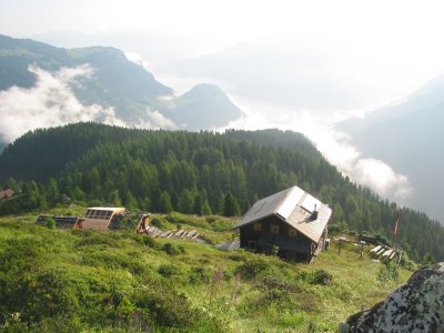 Blick auf die Gamshütte am Morgen des 12.08.2004.
