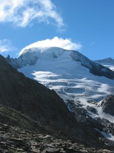 Der Große Möseler (3480 m) am Morgen des 15.08.2004.