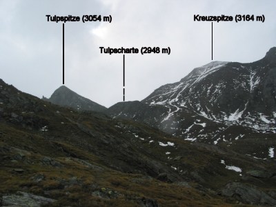 Blick aus dem Zopetkar zur Tulp- und Kreuzspitze.