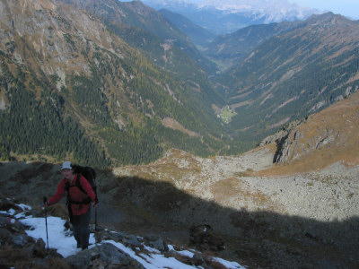 Aufstieg zur Trockenbrotscharte (2237 m).