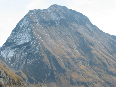 Zoom zum Gipfelaufbau des Hochgolling (2862 m).