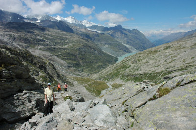 Tolle Tiefblicke zum Mattmarkstausee.