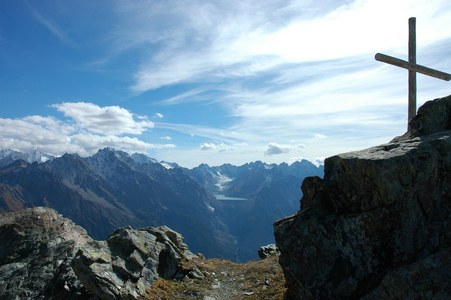 Aussichtspunkt zwischen Piz dal Sasc und Piz Lunghin.