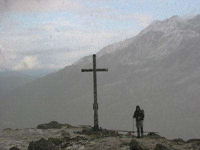 Kreuz oberhalb der Lienzer Hütte.