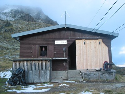 Der Winterraum der Wangenitzseehütte.