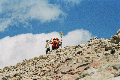 Freude über das Erreichen des Gipfels des Piz Padella.