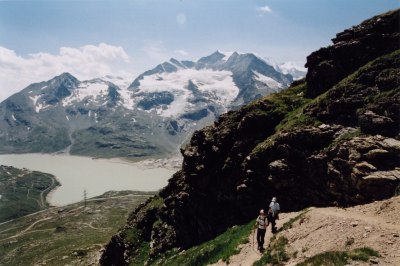 Abstieg ins Val dal Bügliet.