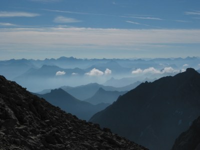 Die Berge des Montafon am Morgen.