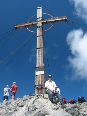 Am Gipfelkreuz der Schesaplana.