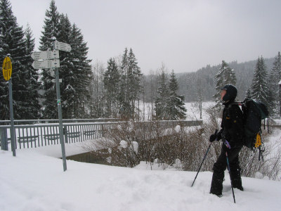 Wegweiser am Windgfällweiher.